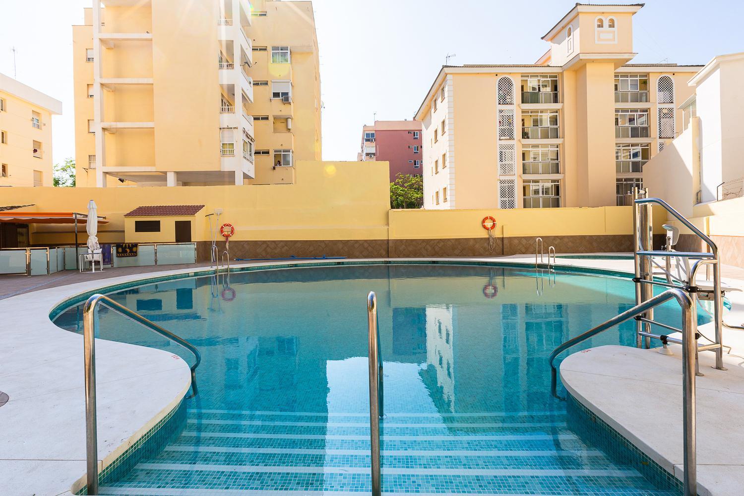 Ver1 - Terraza - 1 Dorm - Wifi - Centro A 100 Metros - Playa A 600 Metros Torremolinos Exterior photo