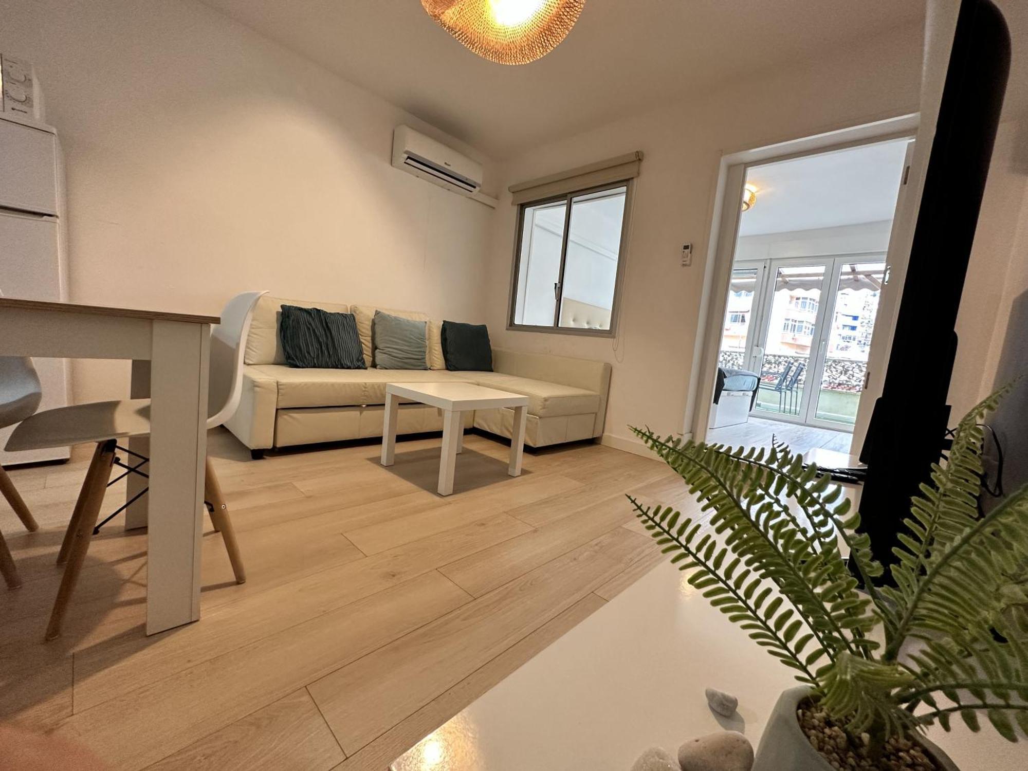 Ver1 - Terraza - 1 Dorm - Wifi - Centro A 100 Metros - Playa A 600 Metros Torremolinos Exterior photo
